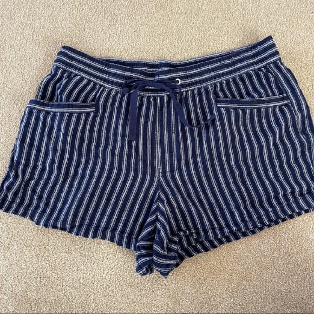 GAP Striped Women's Shorts